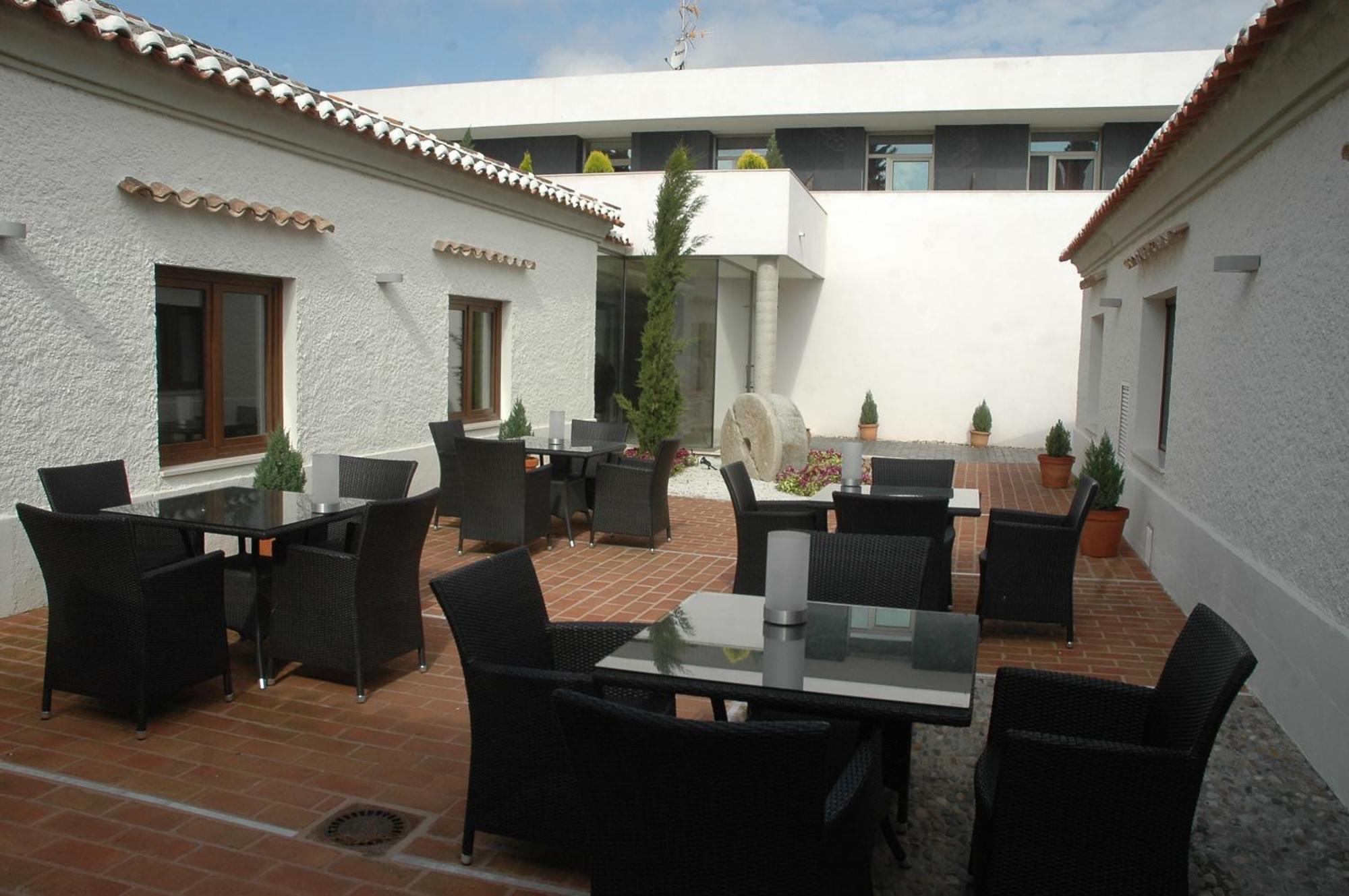Hotel & Spa La Salve Torrijos Εξωτερικό φωτογραφία